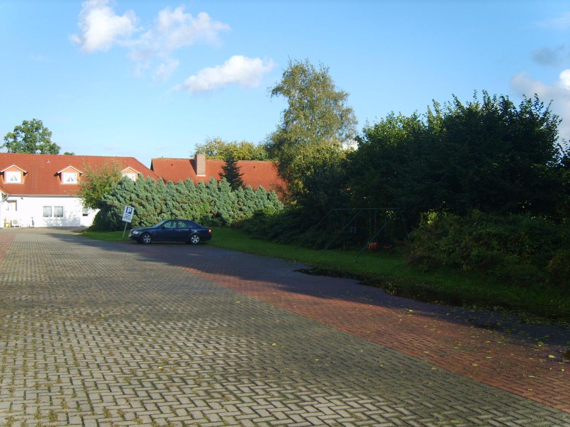 Hotel-Garni "Hof Von Hannover" Wittmund Exterior foto